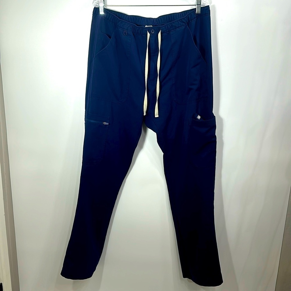 Figs Cario Men’s Navy Blue scrub pants size XL